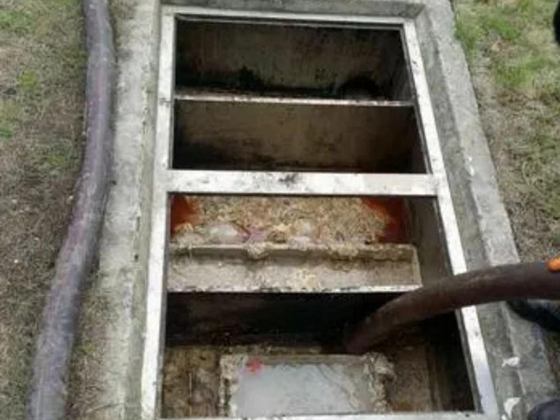 泾源隔油池清理