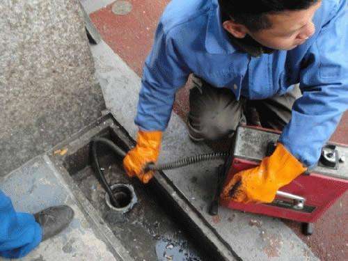 泾源疏通下水道